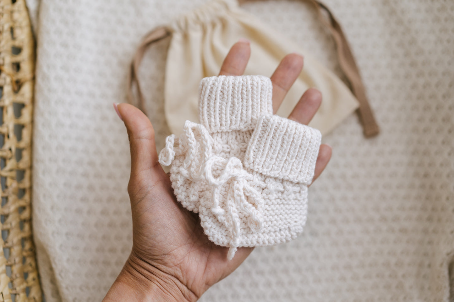 Baby Announcement Box to Husband: Crochet Booties and Greeting Card