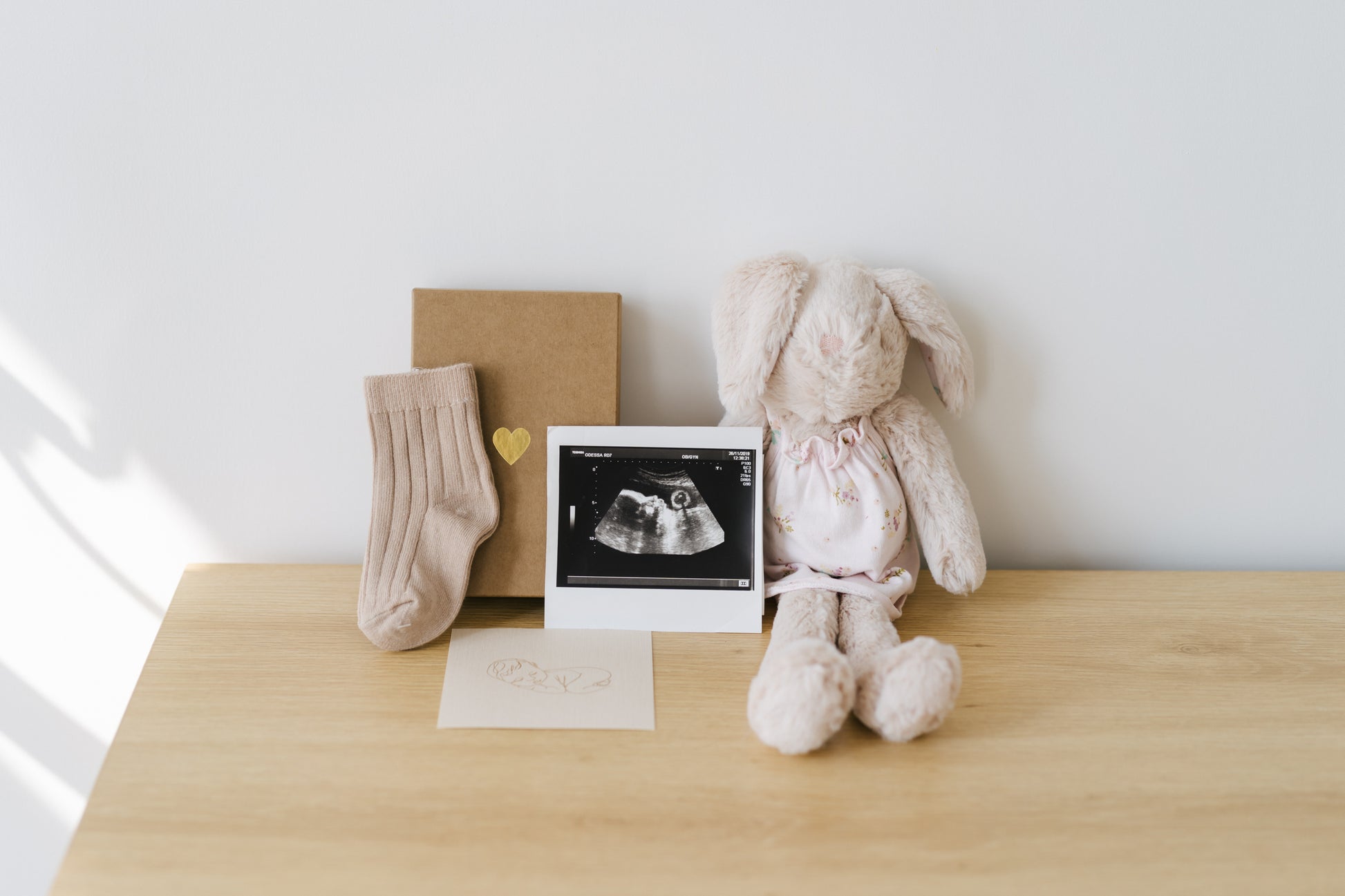 Pregnancy and Baby Announcement Box to Husband, Parents, Grandparents, Family and Friends