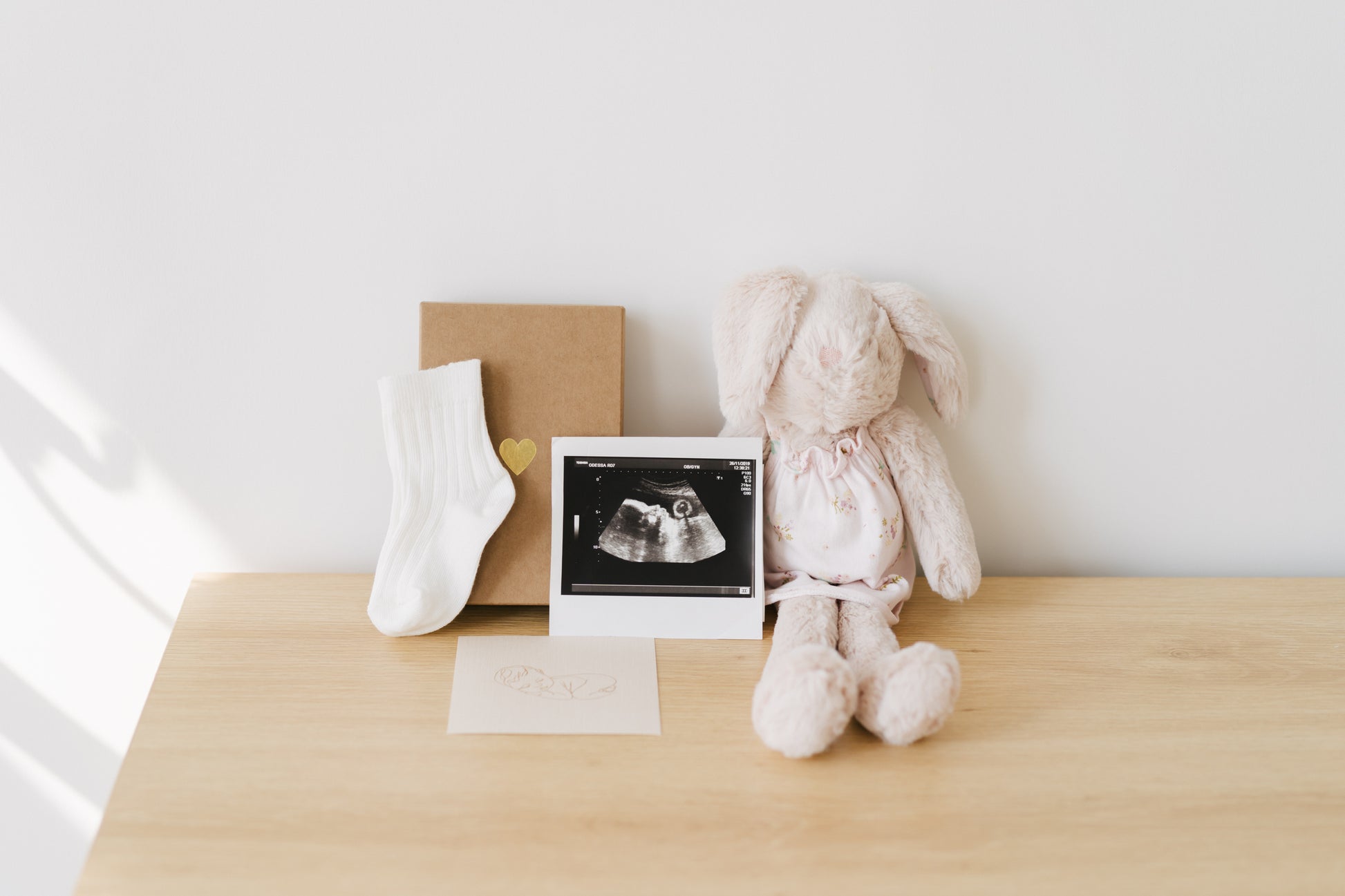 Pregnancy and Baby Announcement Box to Husband, Parents, Grandparents, Family and Friends