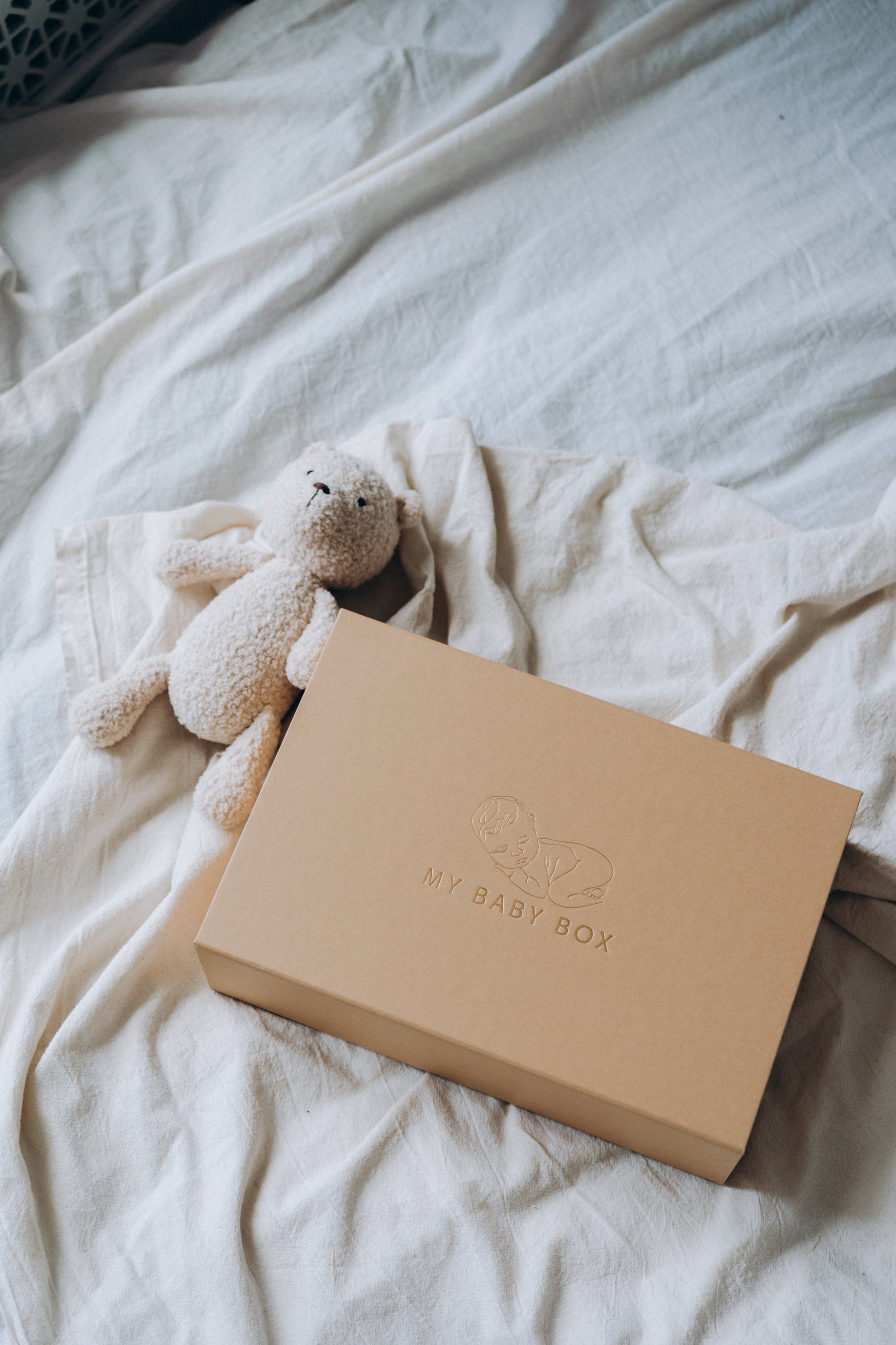 Gender Neutral Newborn Baby Keepsake Box in brown | MY BABY BOX