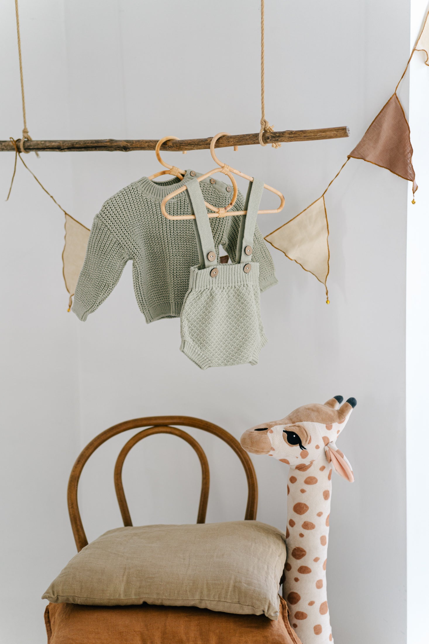 Baby Oversized Knit Sweater in green, newborn coming home outfit -baby knit sweater 0-3 months, newborn outfit bringing home,  my first outfit