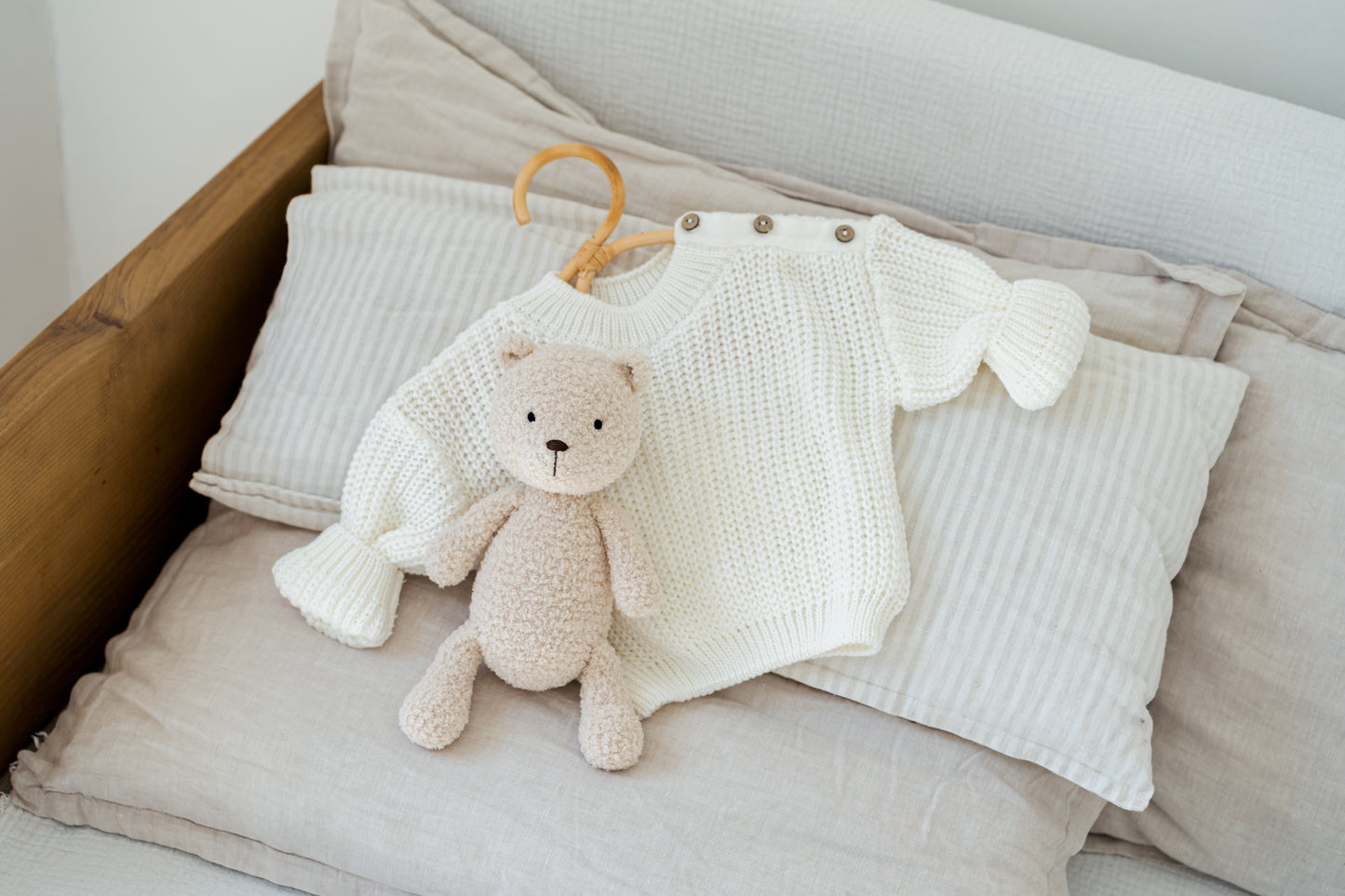 Newborn Knit Set Outfit | Chunky Sweater, Knit Bloomers and Booties in white
