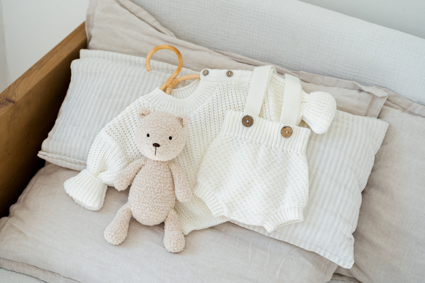 Newborn Coming Home Outfit | Knit Sweater and Bloomers